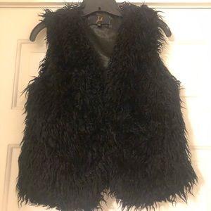 Jack by BB Dakota Black Faux Fur Vest